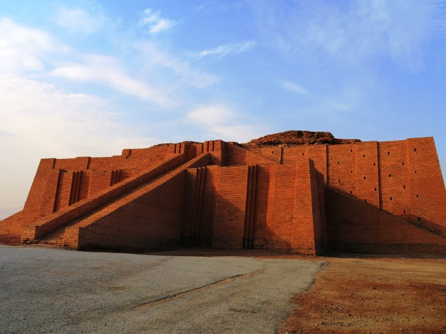 gokdelenler ziggurat 11 Göğü Delen Binalar: Gökdelenler