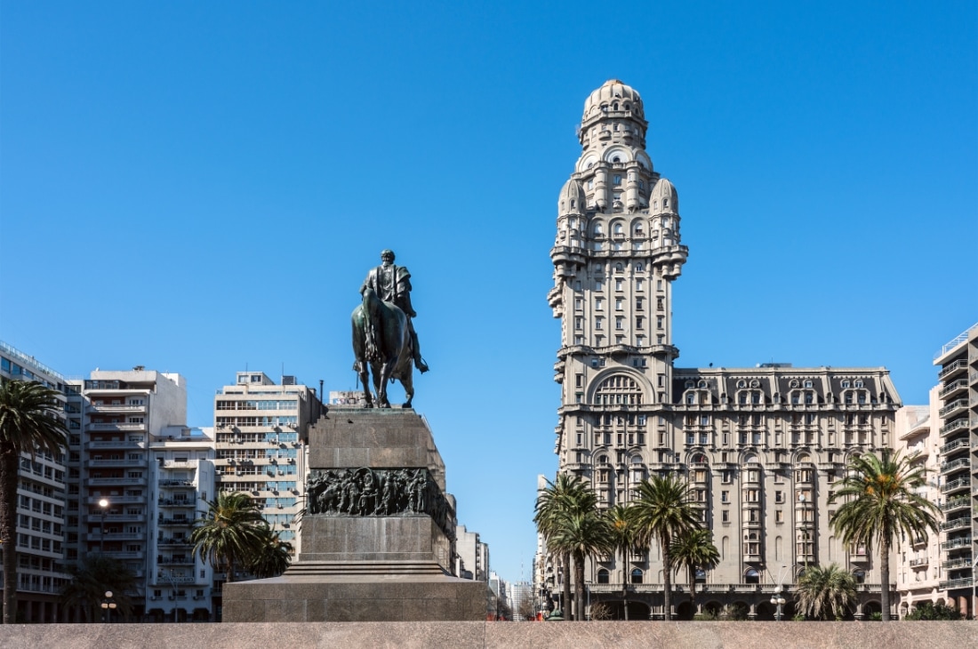 Uruguay Palacio Salvo