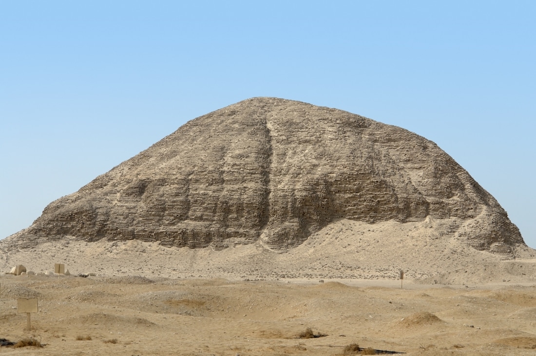 Amenemhat III’ün Havara’daki piramidi.